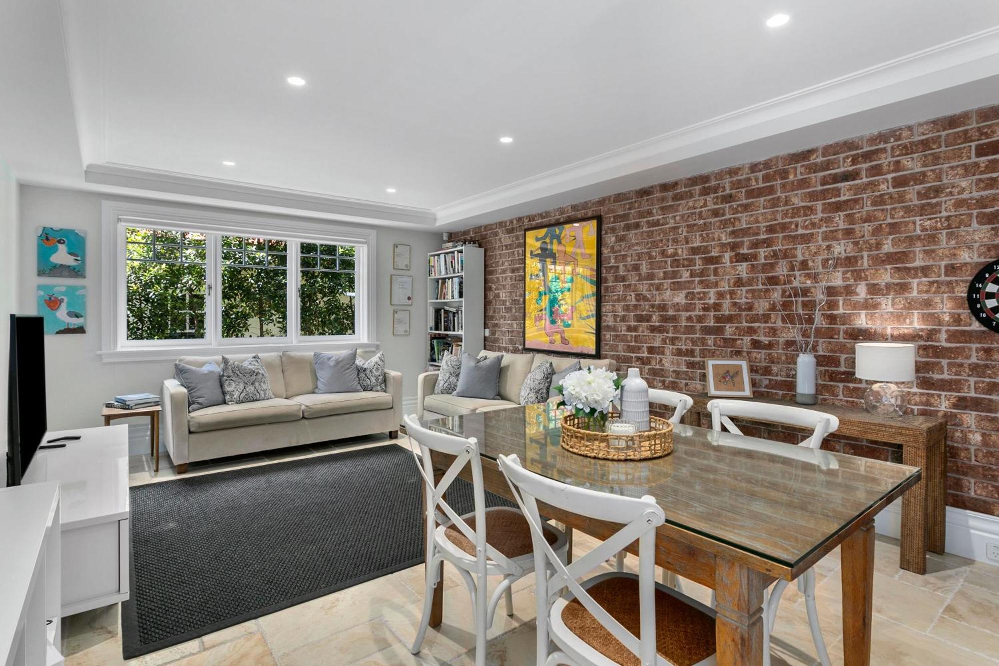 Balmoral Hamptons House With Heated Pool And Hot Tub Holiday home